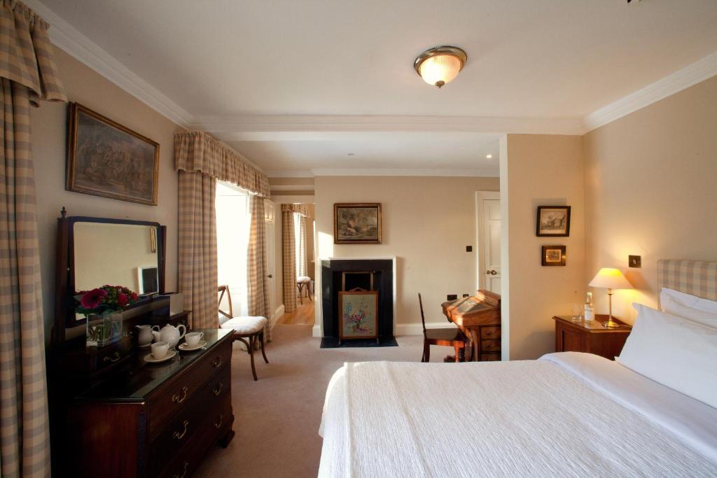 منزل الضيف مويْرا  في Newforge House الغرفة الصورة